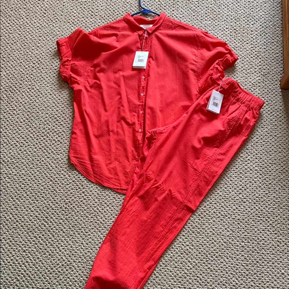 XiRENA Red Ankle & Cropped Pants and Top Set